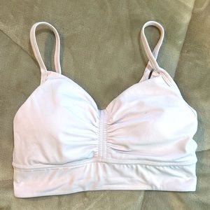 Light pink lululemon sports bra size 6